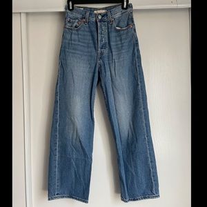 Levi’s ribcage straight jeans